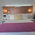 Breakfree On Cashel, An Accor Hotel