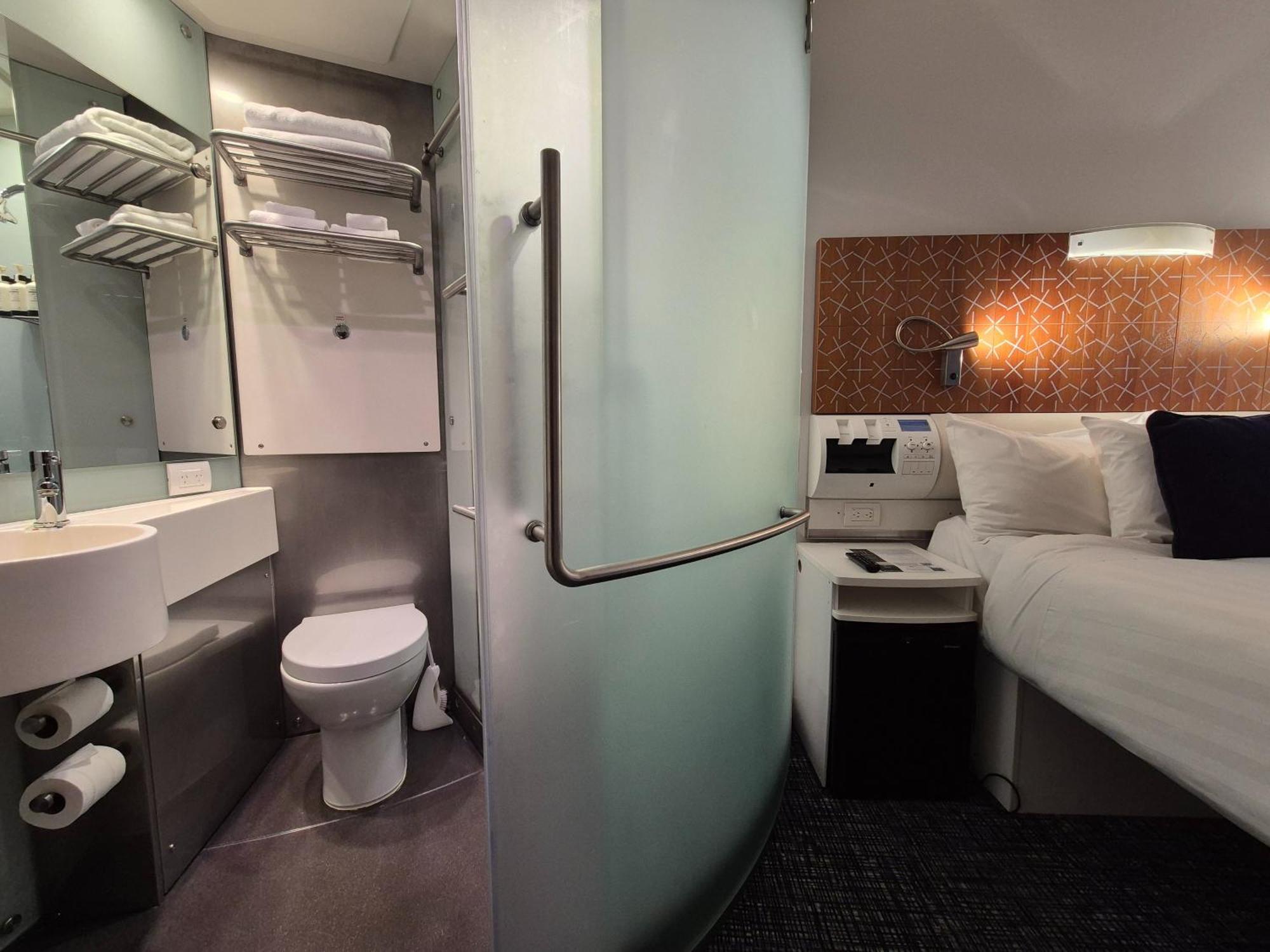 Hotel Breakfree On Cashel, An Accor 3*